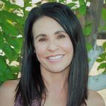 Profile Picture of Dawn Young (@dawnyoungbooks) on Instagram