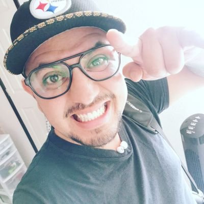 Profile Picture of Dan Caffrey (@dan_ghdez) on Twitter