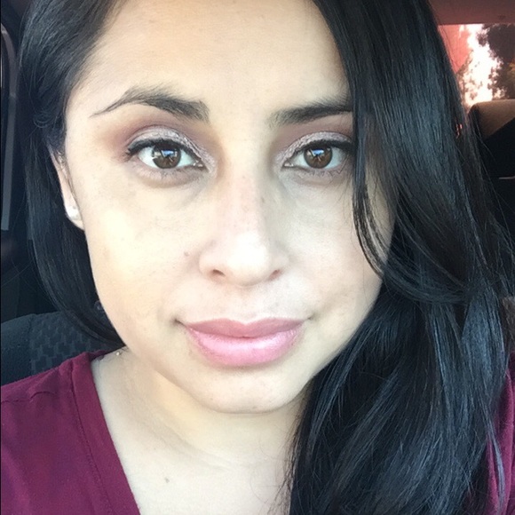 Profile Picture of Janet Herrera (@jan3toc) on Poshmark