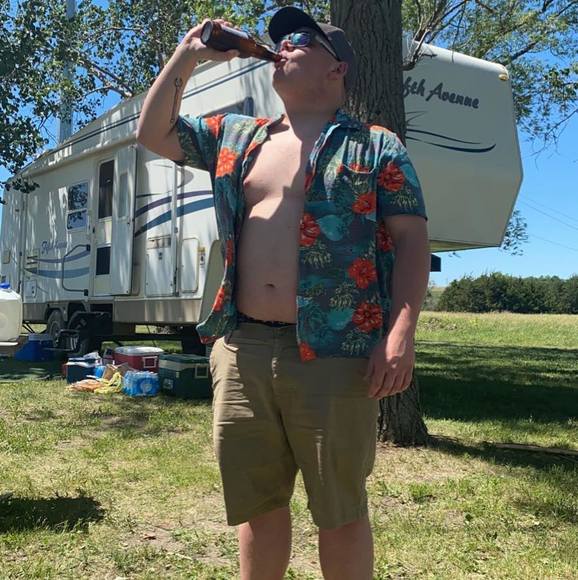 Profile Picture of Britten Staskywicz (@stasky98) on Poshmark