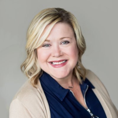 Profile Picture of Elizabeth Monks Williamson (@WelcomeHomeSTL) on Twitter