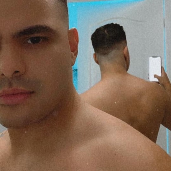 Profile Picture of Leandro Barretto (@leandrobarretto) on Poshmark