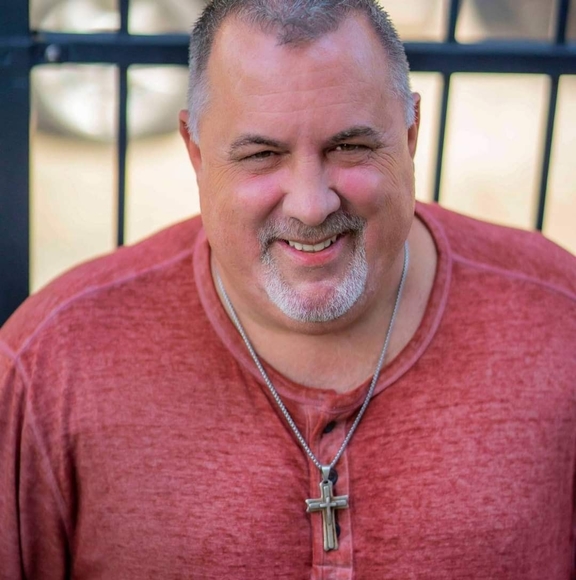 Profile Picture of David Stepp (@davidstepp) on Poshmark