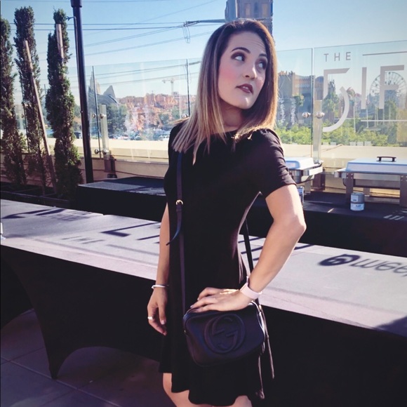 Profile Picture of Alessandra Delrose (@amdelrose) on Poshmark