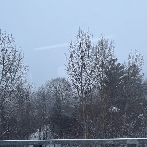 Profile Picture of Arnel Clinton (@arnelclinton35) on Poshmark