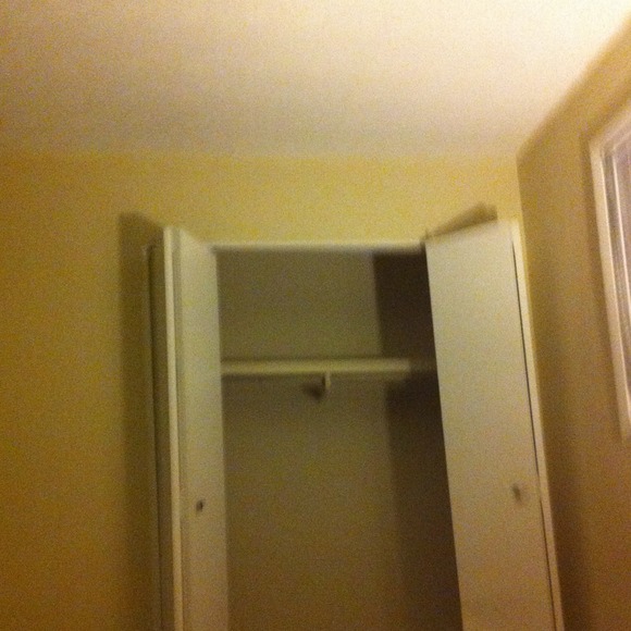 Profile Picture of Grayson Roberts (@graygg) on Poshmark