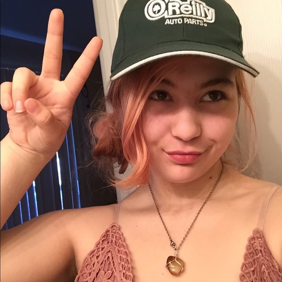Profile Picture of Annie Pedrino (@annieirl) on Poshmark