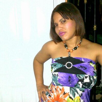 Profile Picture of Yesenia Robles (@yeseniarobles20) on Twitter