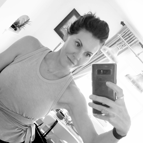 Profile Picture of Melanie Alexander-starr (@melandmel78) on Poshmark