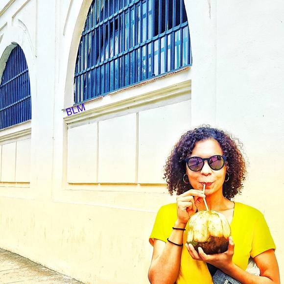 Profile Picture of Leonora Holt (@holtleon) on Poshmark