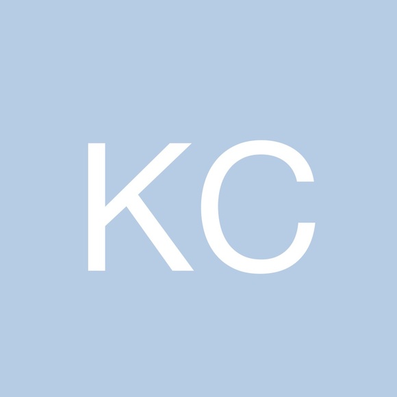 Profile Picture of Kirsten Corpion (@kirstencorpion) on Poshmark