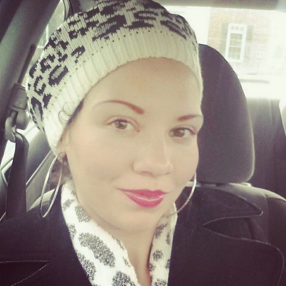 Profile Picture of Michelle Lucier (@meesh4285) on Poshmark