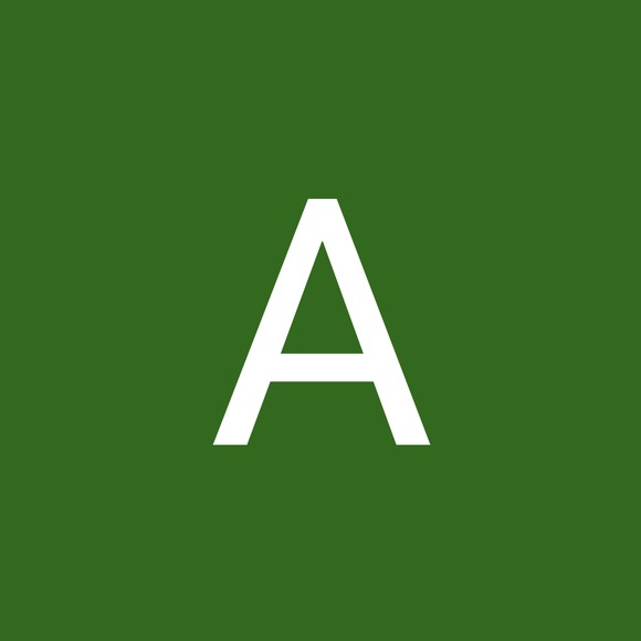 Profile Picture of Amanda Adamini (@amandaadamini) on Poshmark