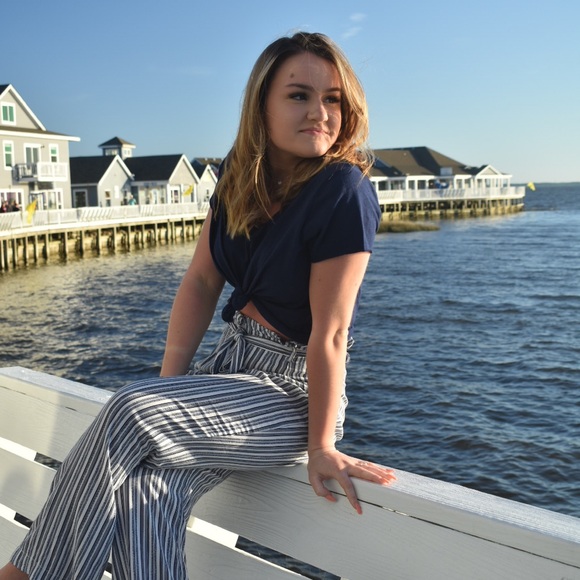 Profile Picture of Julia Pugliese (@julia_pugliese) on Poshmark