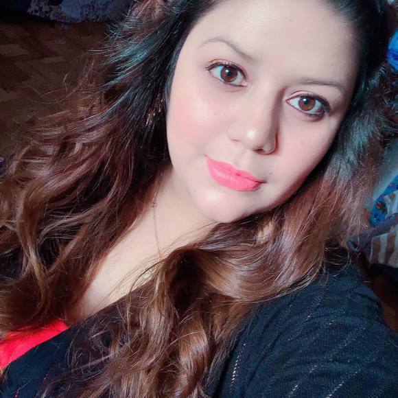 Profile Picture of Esmeralda Abrego (@esmeraldaabrego) on Poshmark