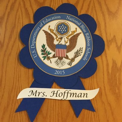 Profile Picture of Rhonda Hoffman (@RhondaHoffman4) on Twitter