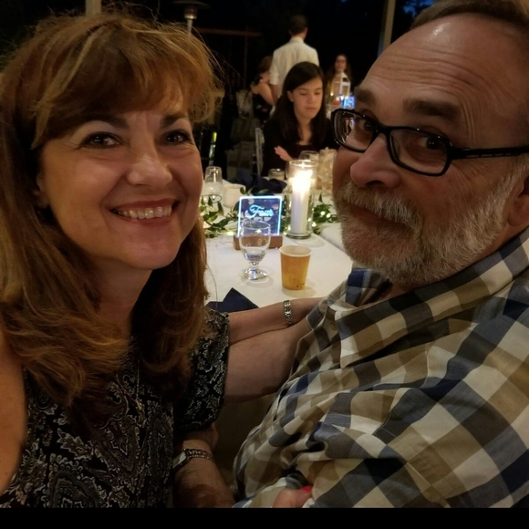 Heidi Asbach - Poshmark Profile Picture of Heidi Asbach (@heidiasbace) on Poshmark