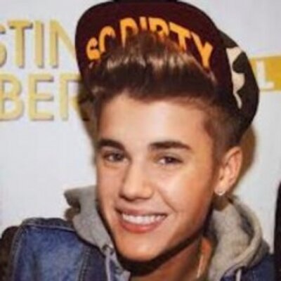 Profile Picture of Bailey Calhoun (@escarlsedblgue) on Twitter