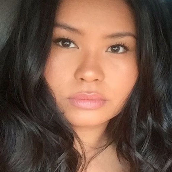 Joy Lazaro - Poshmark Profile Picture of Joy Lazaro (@jlazaro11) on Poshmark