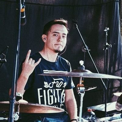 Profile Picture of José Pazmiño (@thejose1695) on Twitter