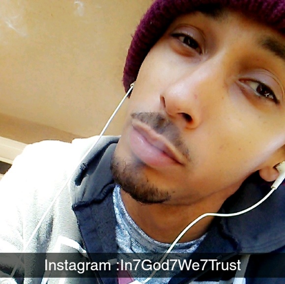 Profile Picture of Travis Garrett (@tgarr008) on Poshmark