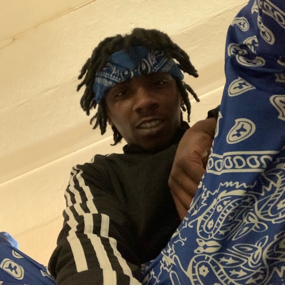 Profile Picture of Nicholas Haywood (@haywoodnicholas) on Poshmark