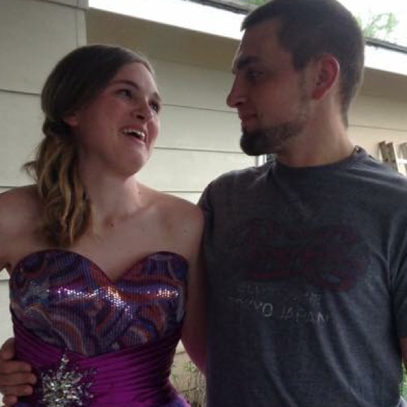 Profile Picture of Jonathan Hickernell (@simple_jon48) on Poshmark