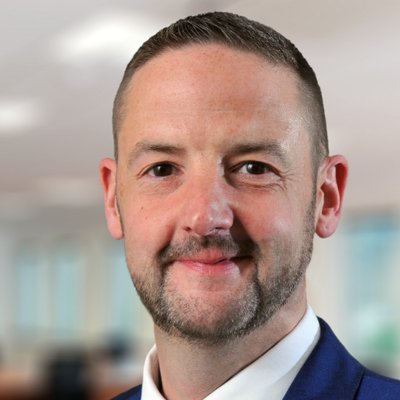 Profile Picture of Carl James (@carljames_uk) on Twitter