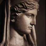 Profile Picture of Alexandra AleIskander (@aleiskander) on Instagram