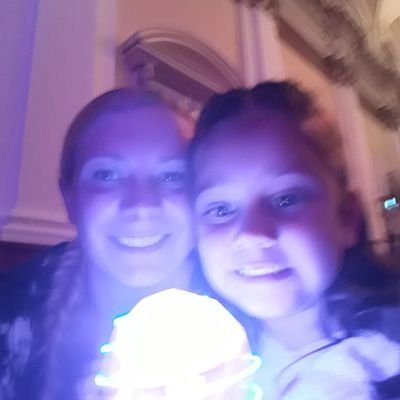 Profile Picture of Lisa Rule (@lisarule11) on Twitter