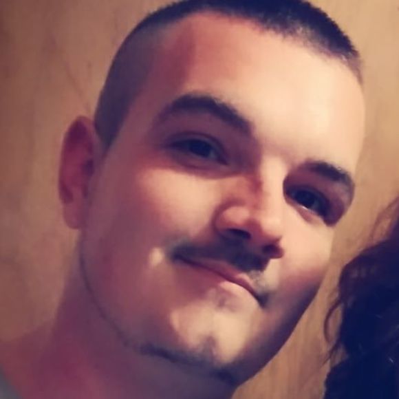 Profile Picture of Jonathan Goodrich (@kashgoodrich152) on Poshmark