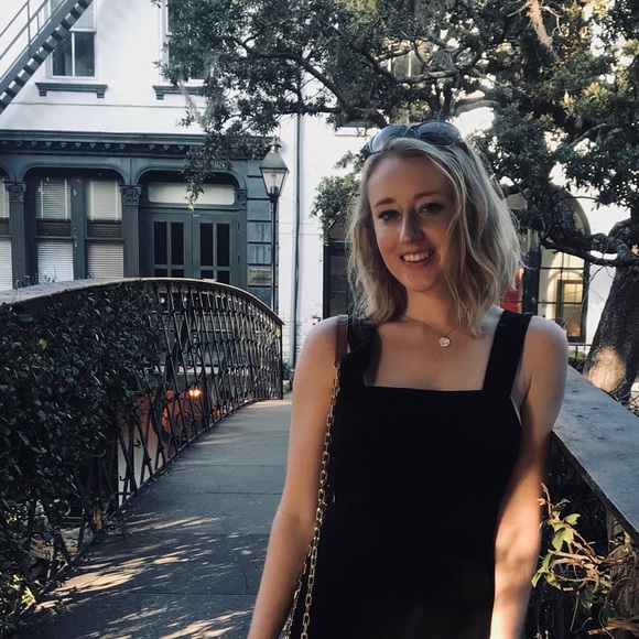 Profile Picture of Christy Hillebrecht (@chillebrecht) on Poshmark