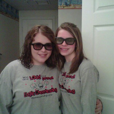 Profile Picture of Jillian Strange (@cheerleader4321) on Twitter