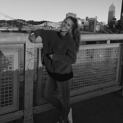 Profile Picture of Julia Neal (@Julianea1) on Twitter