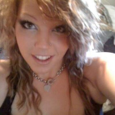 Profile Picture of Victoria Hooks (@Stephaniedcn85) on Twitter
