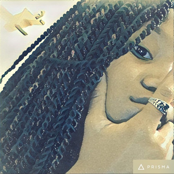 Profile Picture of Janay Fenelon (@janayf_) on Poshmark