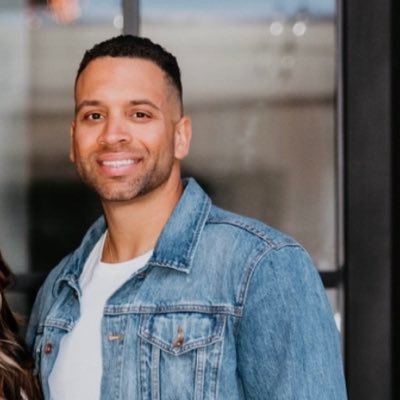Profile Picture of James Loney (@james__loney) on Twitter