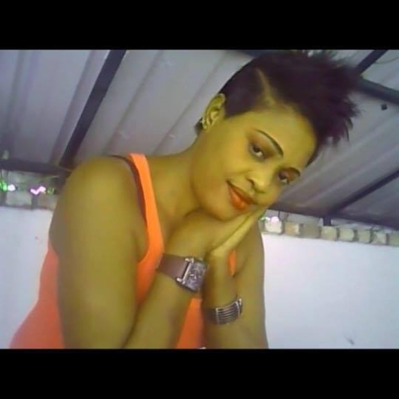 Profile Picture of Youdeline Derisma (@youdeline1) on Poshmark