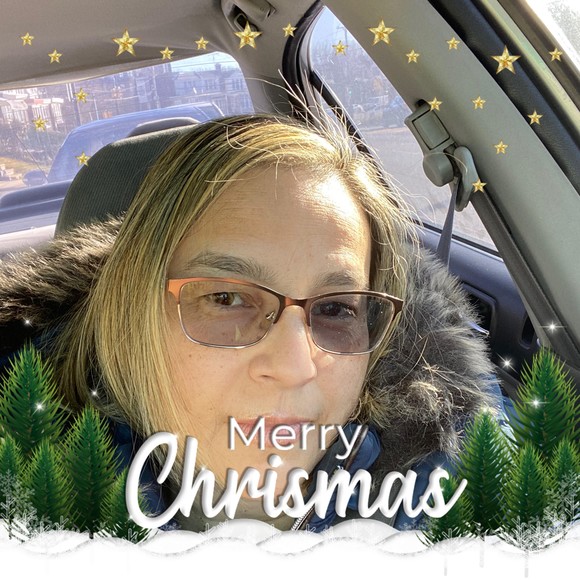 Profile Picture of Sol Morales (@solimarmorales) on Poshmark