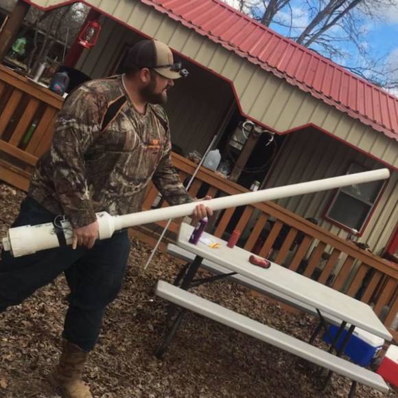 Profile Picture of Jonathan Schwartz (@jschwartz7485) on Poshmark