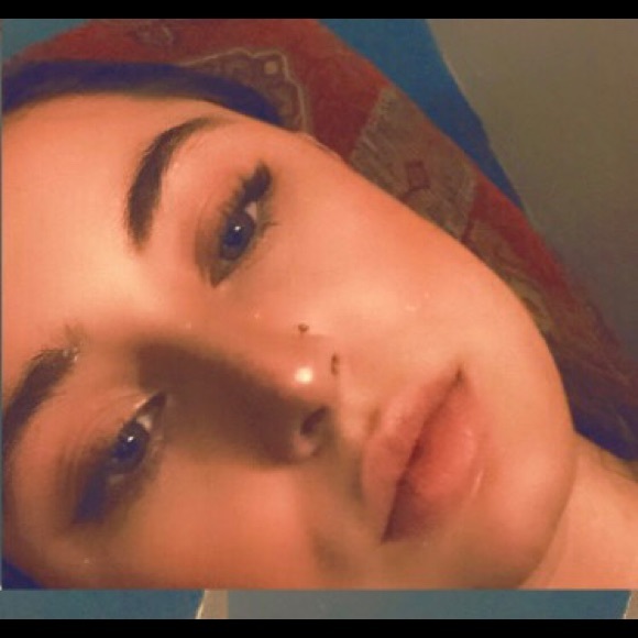 Profile Picture of Emilee Coltenback (@ecoltenback) on Poshmark