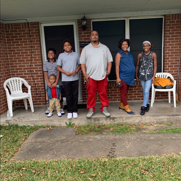 Profile Picture of Terrell Perry (@terrellperry575) on Poshmark