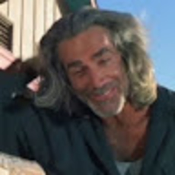 Profile Picture of Aaron Payne (@apayne00) on Poshmark