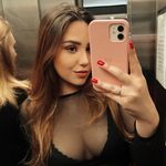 Profile Picture of Julia Cordeiro Szymczak (@jucordeiros) on Instagram