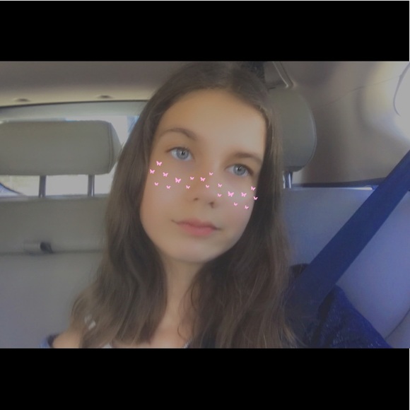 Profile Picture of Leticia Balatoni (@letiscloset14) on Poshmark