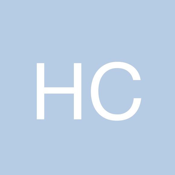 Profile Picture of Hoye Chestnut (@hwchestnut) on Poshmark