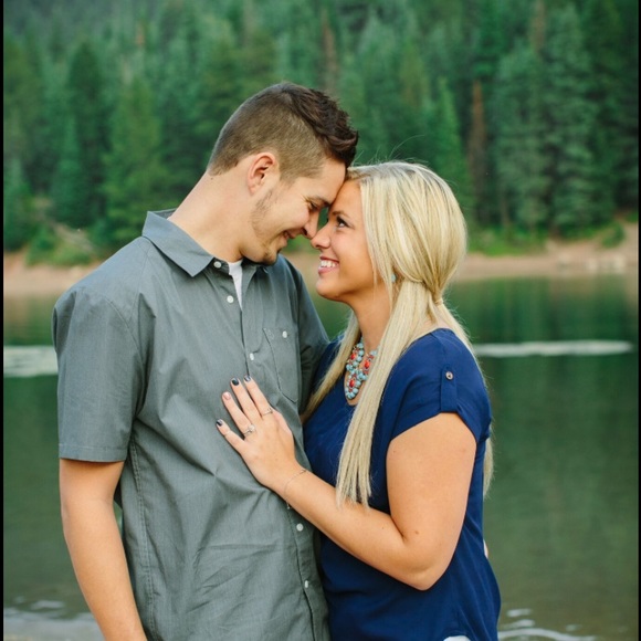 Profile Picture of Kim Foster (@kimfoster3) on Poshmark