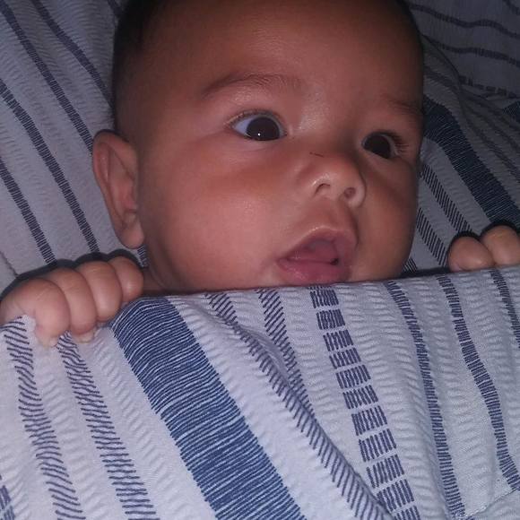 Profile Picture of Onalani Kanaeholo (@onalanik) on Poshmark