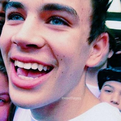 Profile Picture of Rocío Loves Hayes (@madnessgrier) on Twitter