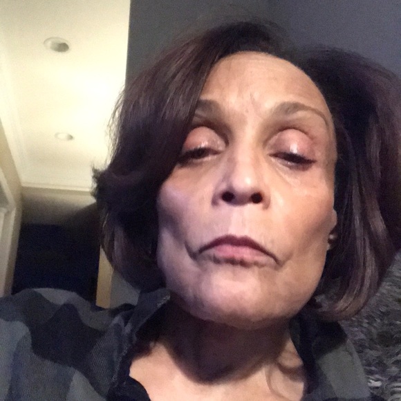 Profile Picture of Terri Wilford (@terriwilford) on Poshmark